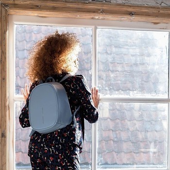 Фото Рюкзак-антивор XD Design Bobby Elle Light Blue P705.225